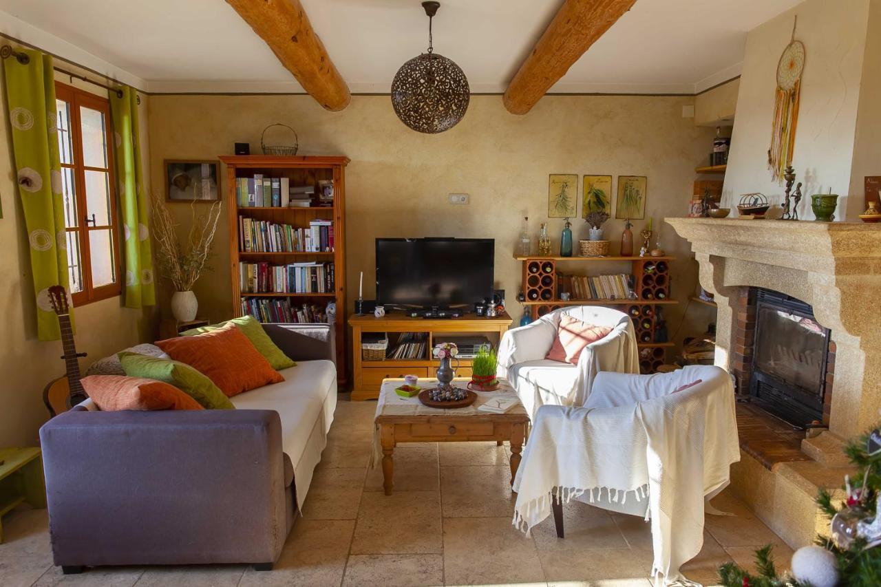 Mas Des Rabasses Bed & Breakfast Le Pontet  Exterior photo